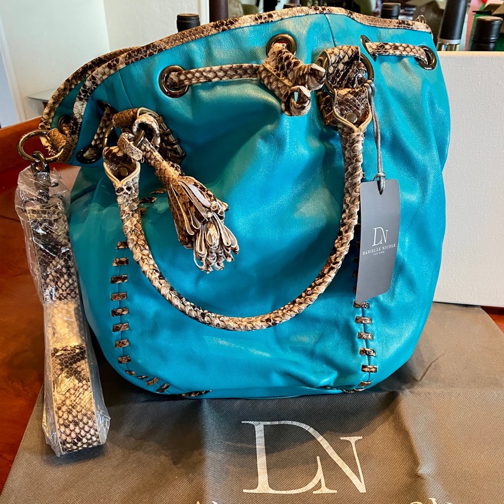 Danielle Nicole Bag. Nwt - image 1
